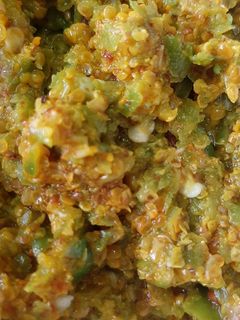 झटपट मिरची लोणचे (Mirchi Lonche Recipe In Marathi) रेसिपी चे मुख्य फोटो