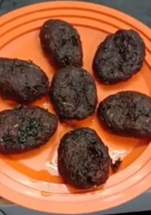 चुकंदर के कटलेट (Chukandar ke cutlet recipe in Hindi) रेसिपी मुख्य फोटो