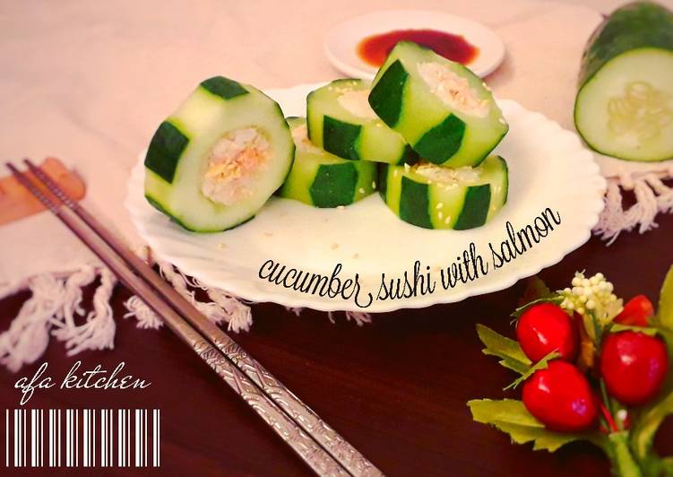 Cucumber sushi with salmon