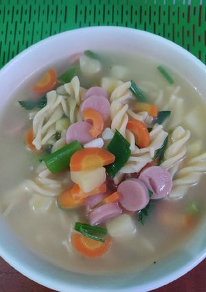 Foto resep Sup macaroni dan sosis