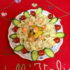 A picture of Christmas Chicken and Shrimp Dumplings.