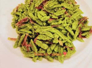 Foto di Spatzle con speck e lime
