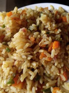 A picture of Chinese fried Rice.
