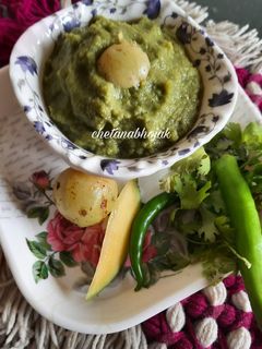 आवळा चटणी (aawda chutney recipe in marathi) रेसिपी चे मुख्य फोटो
