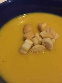 Una foto de Crema de calabacín y zanahoria
