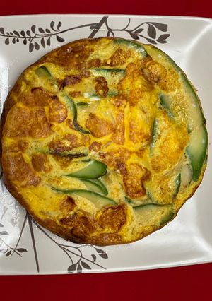 Una foto de Tortilla de calabacín (zucchini)