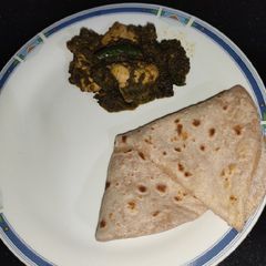 A picture of Three Spices Palak Chicken.