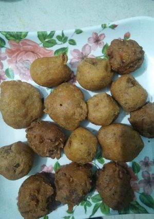 A picture of Vegetable pakoda.