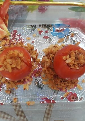 ટામેટા પૌવા સલાડ (Tomato Paua Salad Recipe In Gujarati) રેસીપી મુખ્ય ફોટો