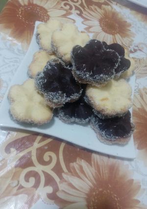 صورة لوصفة حلوة ساهلة وبنينة 👌👌 بطابع الكاس 🍷🍷🍷