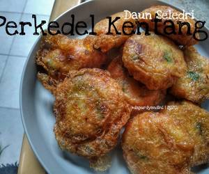 Cara Cepat Perkedel Kentang Daun Seledri Paling Enak Cara Cepat Perkedel Kentang Daun Seledri Paling Enak