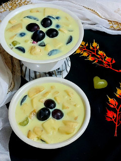 मिक्स फ्रूट कस्टर्ड (mix fruit custard recipe in Hindi) रेसिपी मुख्य फोटो