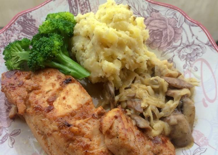 Resep Grilled chicken with creamy mushroom sauce + mashed potato, Enak