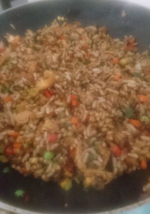 Una foto de Arroz frito, práctico