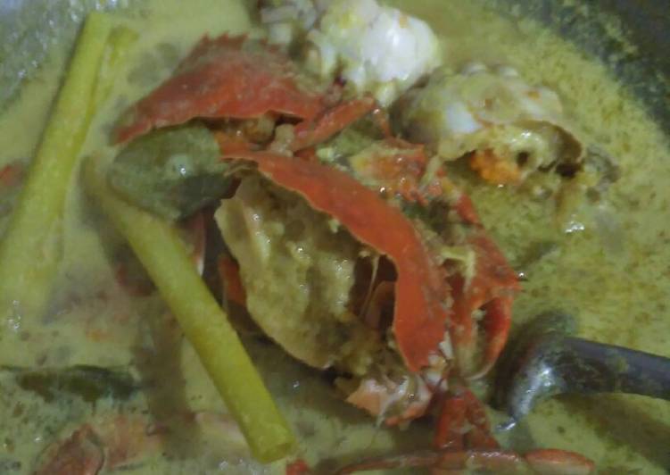 Kepiting kare.