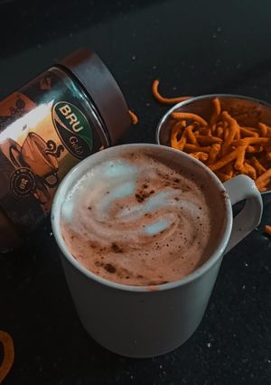 લેટટે ગોલ્ડ (Latte Gold Recipe In Gujarati) રેસીપી મુખ્ય ફોટો