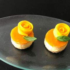 A picture of Mini Mango Cheesecake.