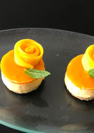A picture of Mini Mango Cheesecake.