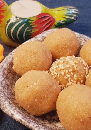 A picture of Winter Immunity Booster :Til ke Ladoo💕.