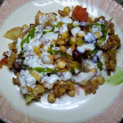 A picture of Tasty Pakora chaat.