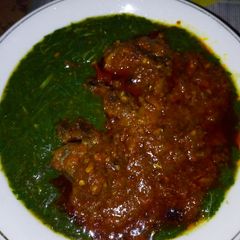 A picture of Ewedu with stew.