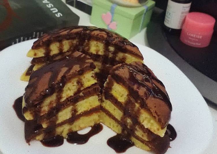 Plain & chocolate pancake