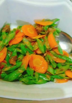 Foto resep Tumis sayur dengan sambal goreng hati