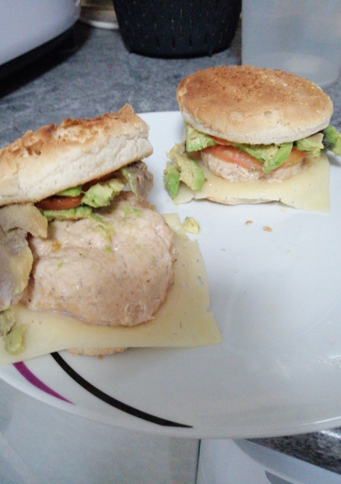 Una foto de Hamburguesa salmón y merluza en MCS