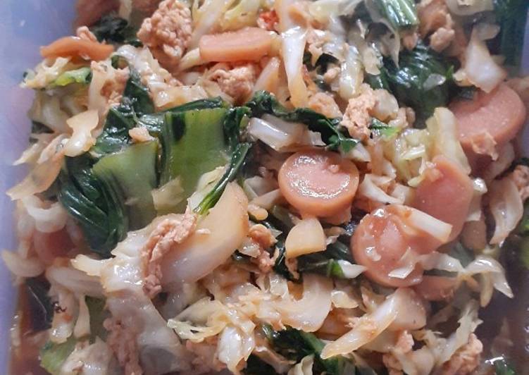 Bagaimana Menyajikan Kol pokcoy goreng kuah Sederhana