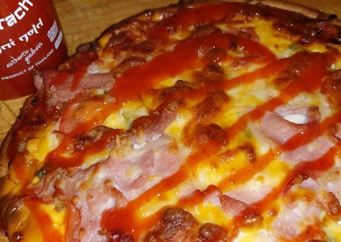 My tasty smoked bacon and pepperoni pizza
