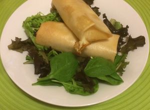 Une photo de Salade de nems au fromage