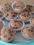 Muffin integrali con nocciole e gocce di cioccolato