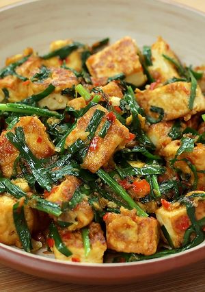 Foto resep Oseng Tahu Telur Kucai Devina Hermawan