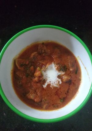 A picture of Mushroom masala.
