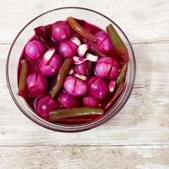 White Wine Vinegar pickle A picture of White Wine Vinegar pickle.