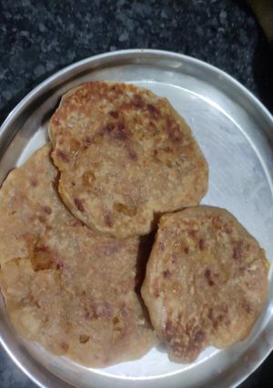 பருப்பு போளி (dhall poli) செய்முறை முக்கிய புகைப்படம்
