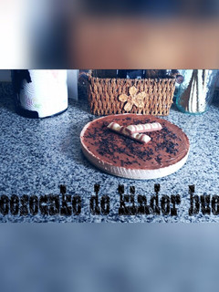 Una foto de Cheesecake de kinder bueno