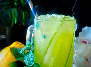 Gambar Ginger Cucumber Lemon Water(Detox Drinks)