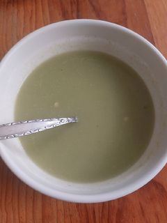 Una foto de Sopa de apio dietética