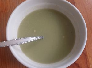 Una foto de Sopa de apio dietética