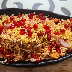 A picture of Bhel puri.