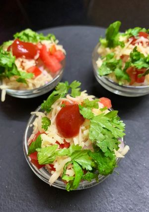 ઢોકળા ચાટ (Dhokla Chaat Recipe In Gujarati) રેસીપી મુખ્ય ફોટો