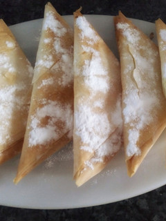 Una foto de Pañuelos de hojaldre rellenos