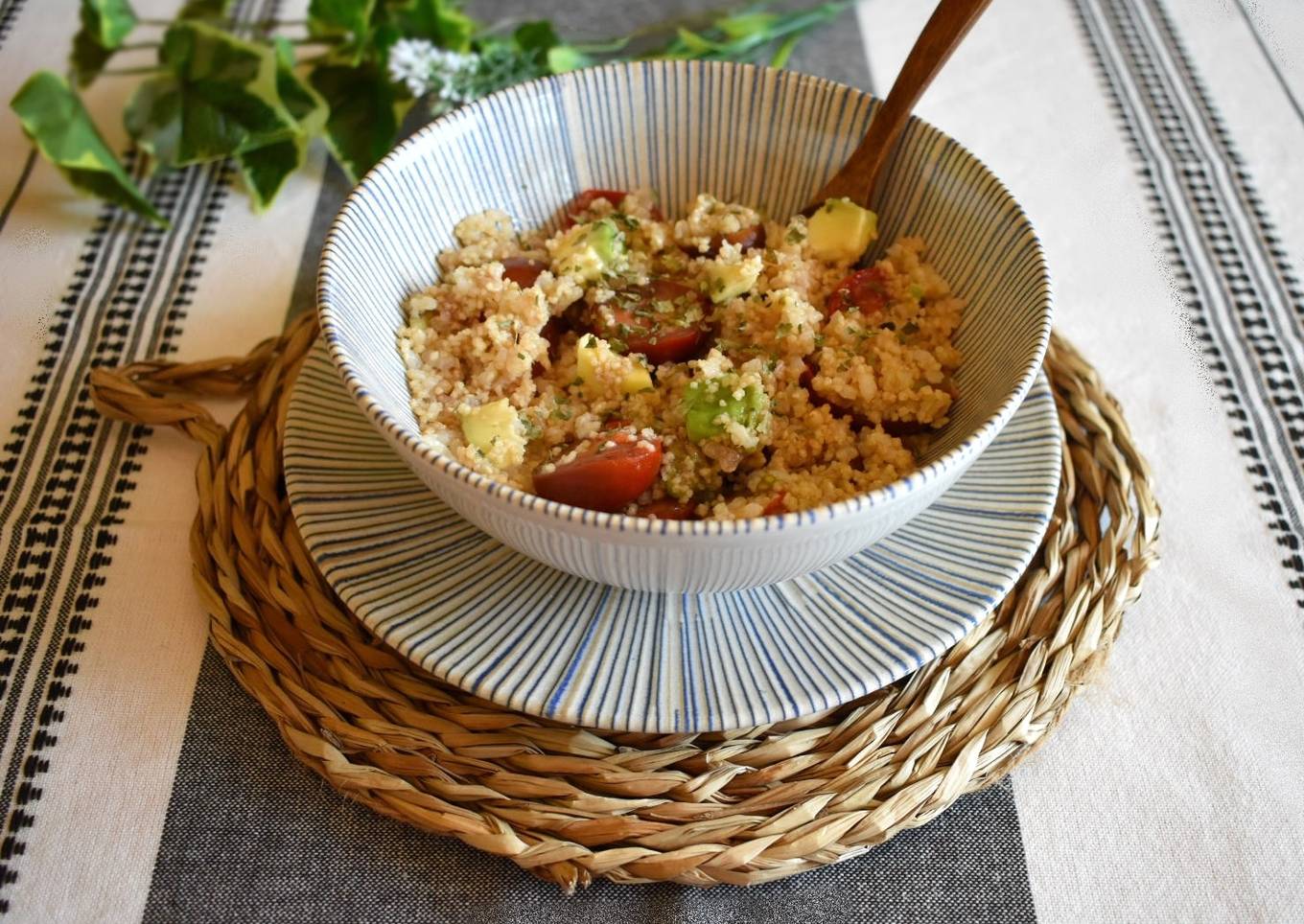 Ensalada de arroz con cuscús integral