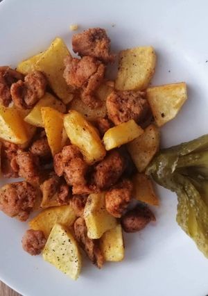 Brassói apró pecsenye szójakockából recept fotója