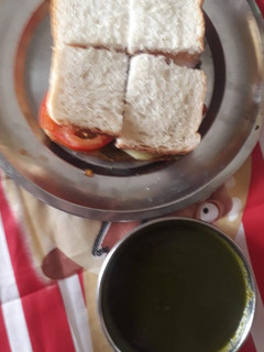 वेज मेयोनेज़ सैंडविच (veg mayonnaise sandwich recipe in Hindi) रेसिपी मुख्य फोटो