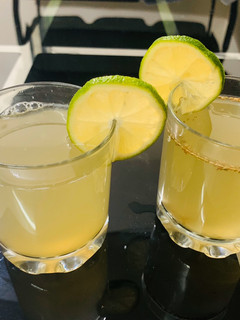 A picture of Ginger Lemon 🍋 Honey 🍯 Hot squash.