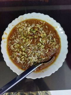 મોહનથાળ (Mohanthal Recipe In Gujarati) રેસીપી મુખ્ય ફોટો