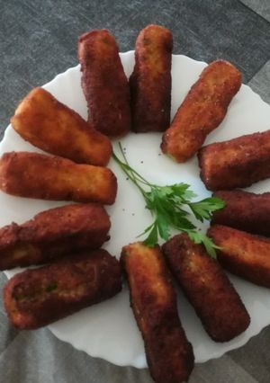 A picture of Potato Croquettes with Shrimp.