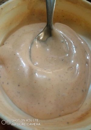 A picture of One Thousand Island Salad Dressing.